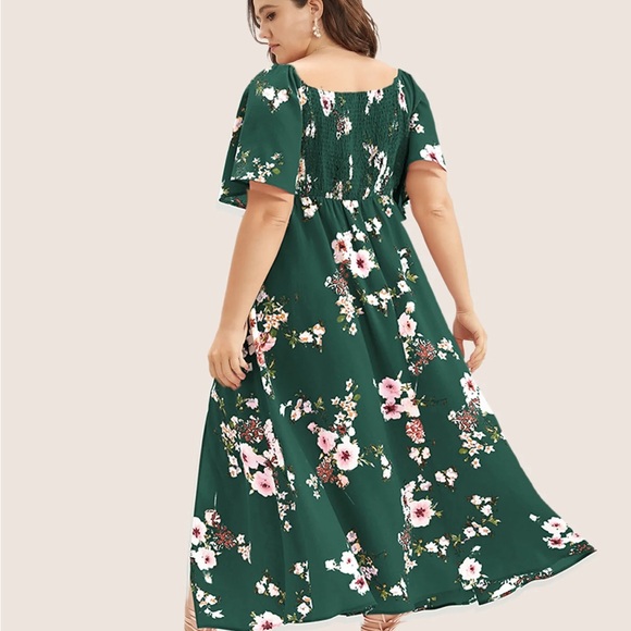 BloomChic maxi dress with smocked top flutter sleeve lined Sz 22/24 TT - Picture 2 of 8